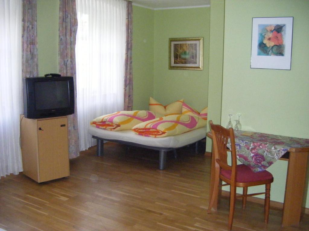 Gasthof Kreuz Hotel Heitersheim Kamer foto